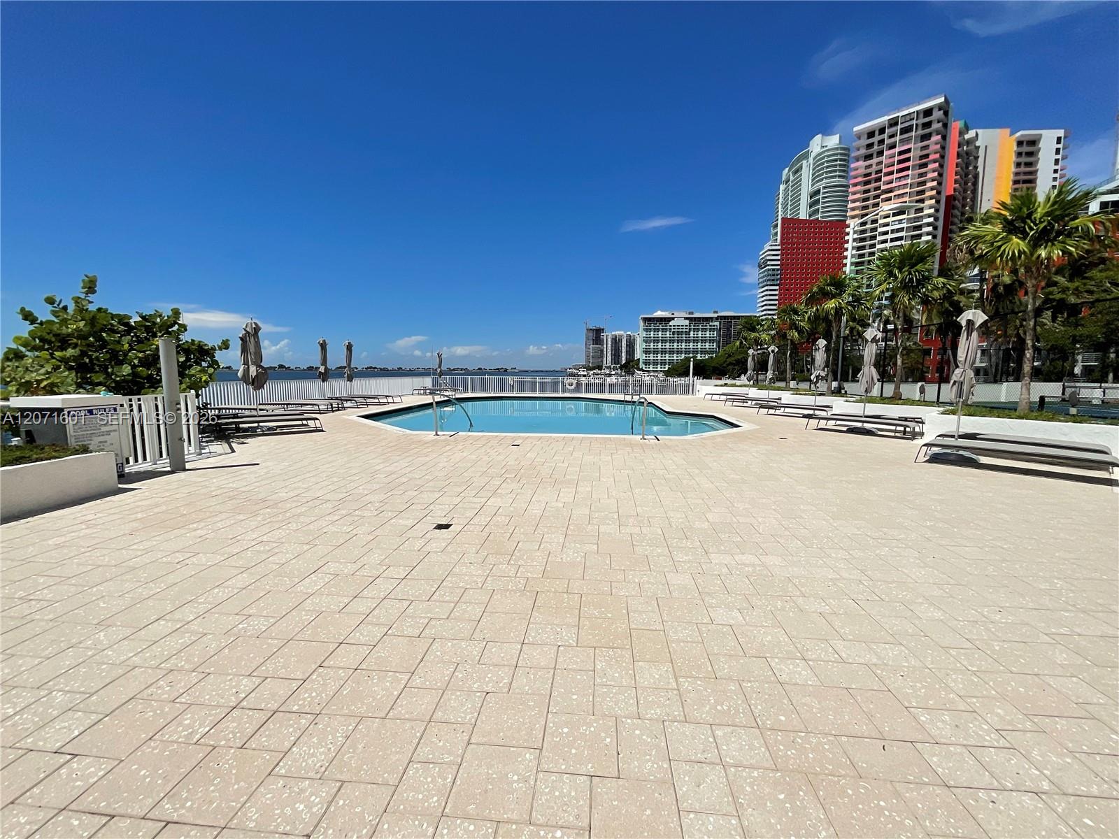 200 Southeast 15th Road, Unit PHB Miami, FL 33129 - Photo 53 of 71 Gallery Image 53