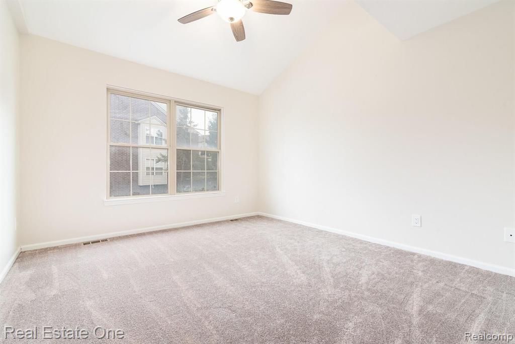 4225 Schaefer Road Dearborn, MI 48126 - Photo 16 of 21