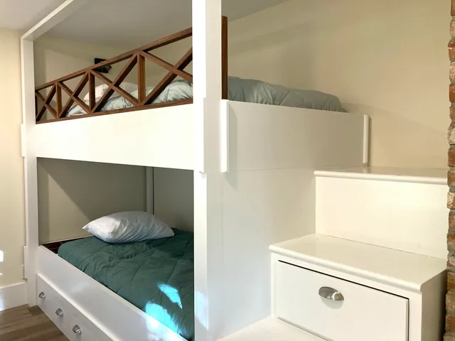 $825,000 | 122 Cross Road, Hancock, ME 04640