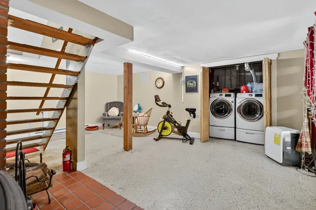 a picture of a floor plan