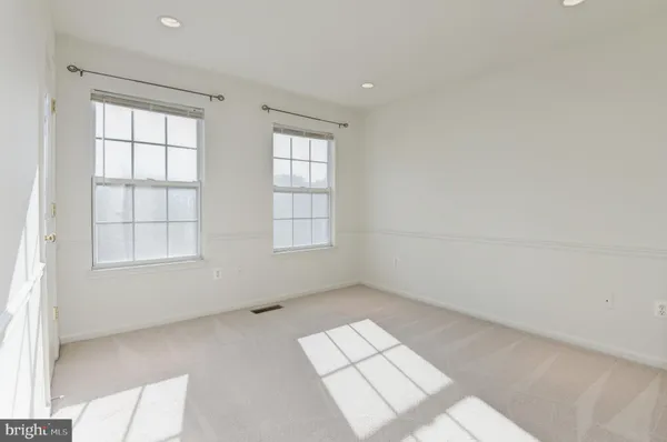 $4,100 | 1984 Crescent Park Drive, Unit 15B, Reston, VA 20190
