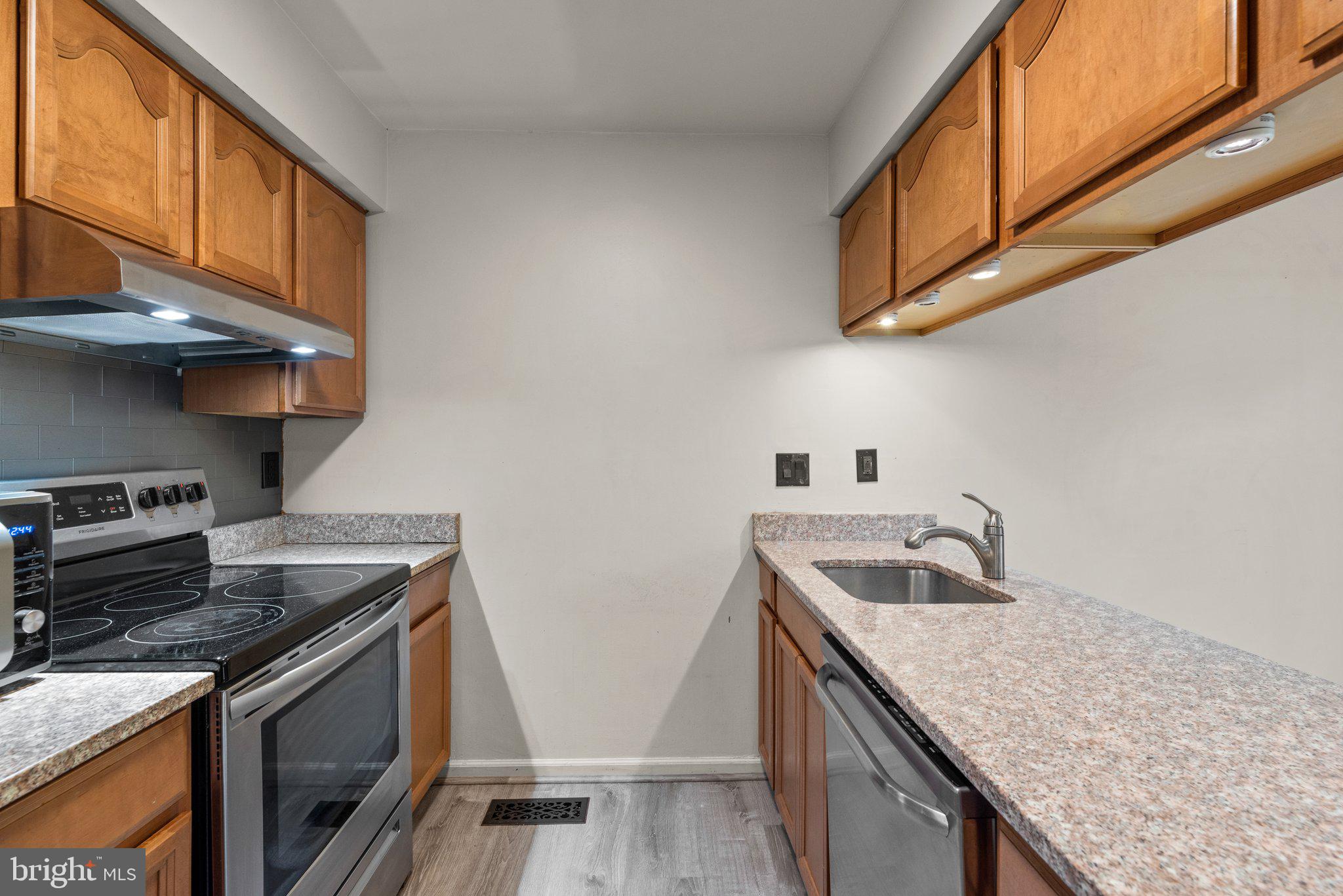 13901 Valleyfield Drive Silver Spring, MD 20906 - Photo 13 of 41