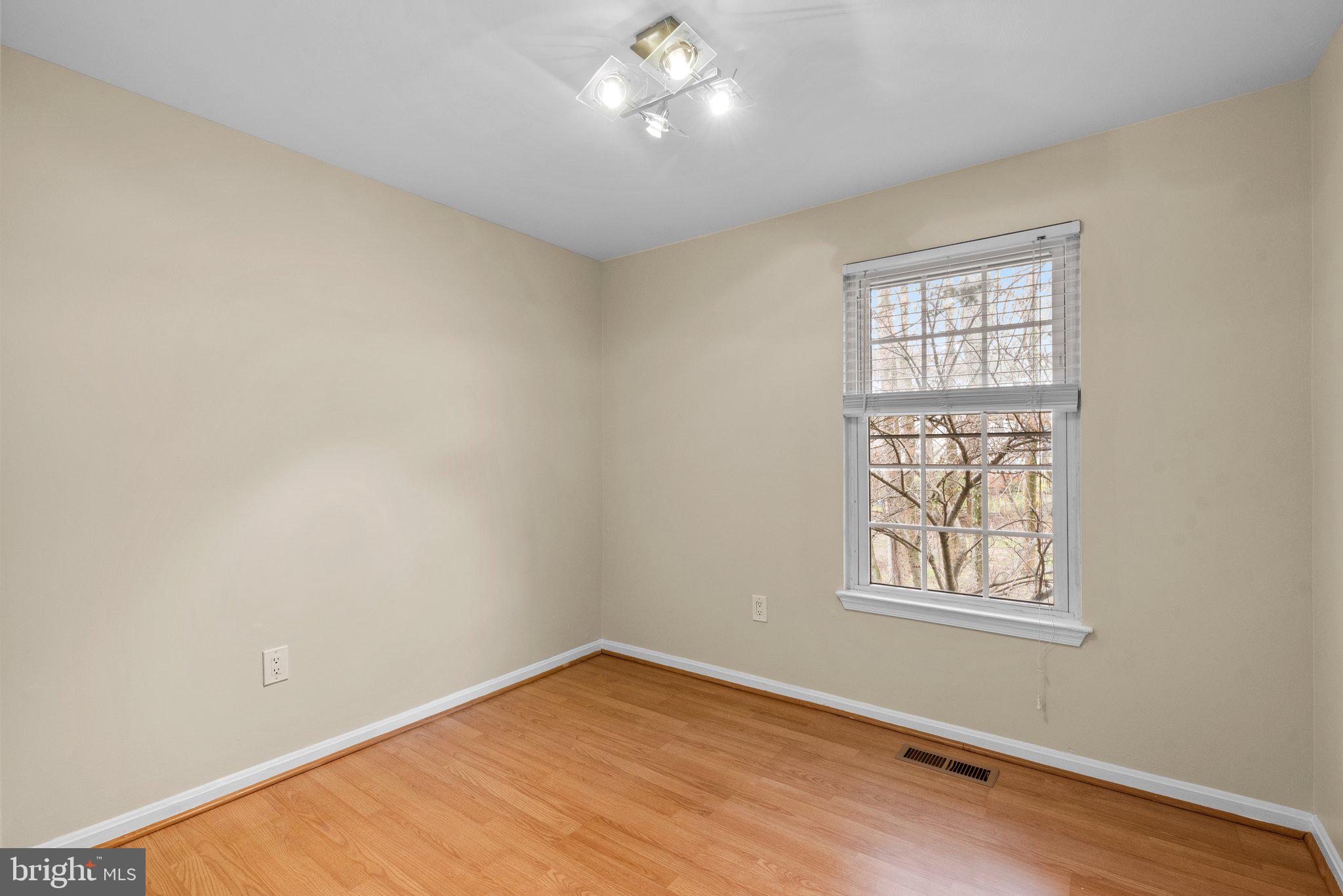 13901 Valleyfield Drive Silver Spring, MD 20906 - Photo 22 of 41