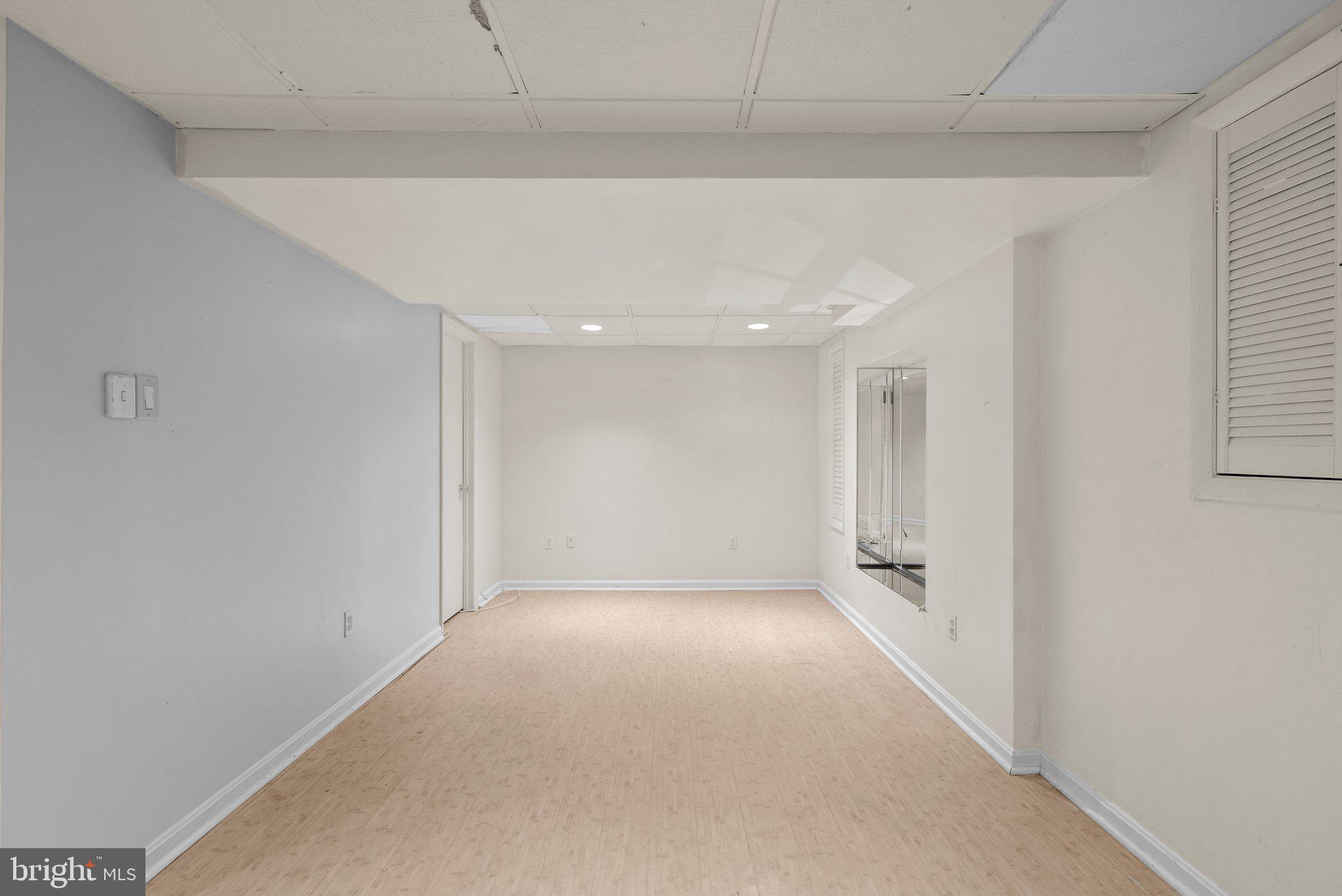 13901 Valleyfield Drive Silver Spring, MD 20906 - Photo 33 of 41