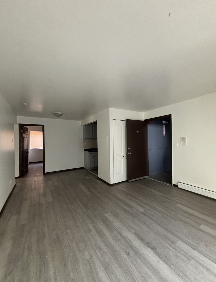 3060 Bernice Avenue, Unit 2S Lansing, IL 60438 - Photo 3 of 8