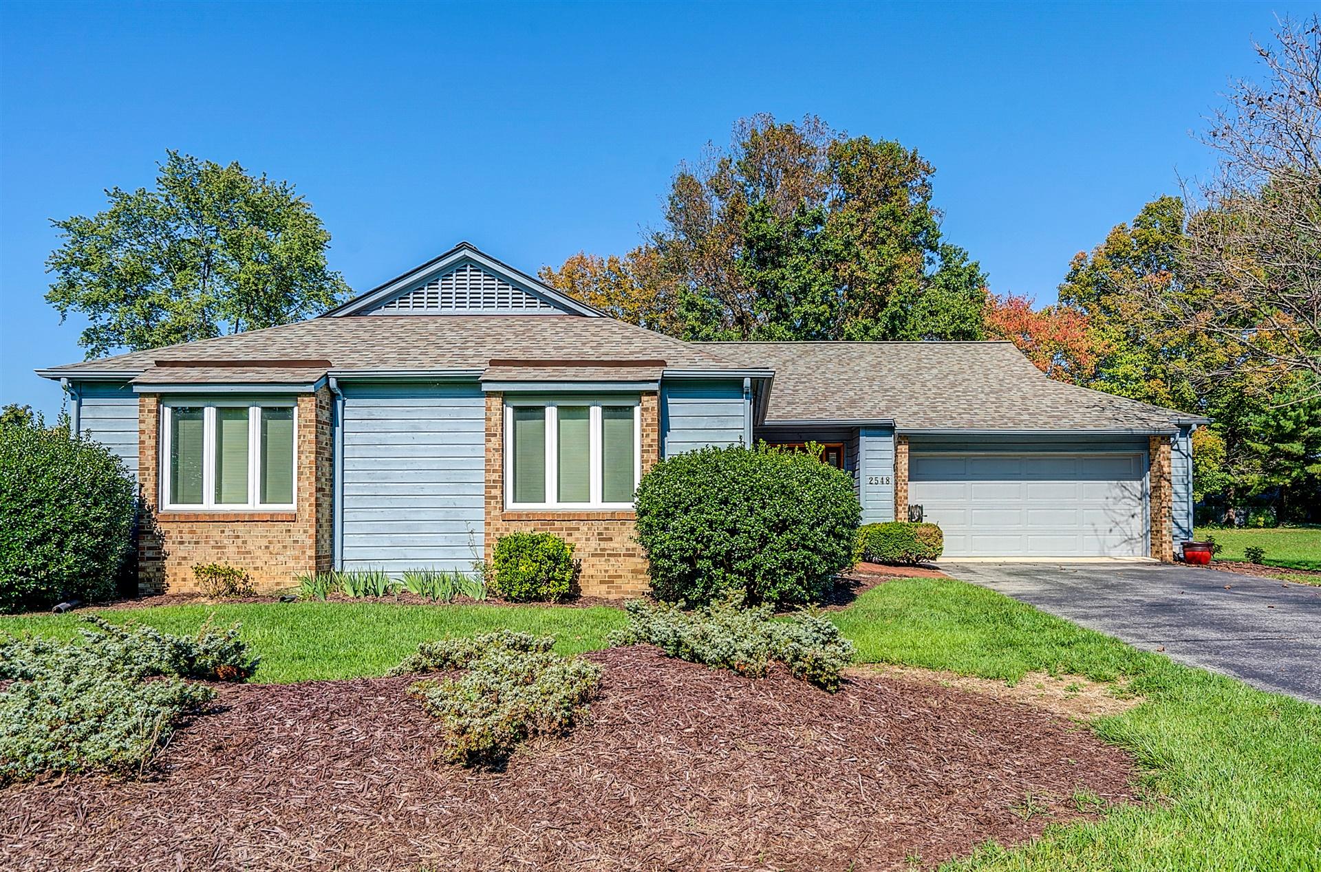 2548 Keagy Road Salem, VA 24153 - Photo 1 of 31 2458 Keagy Rd