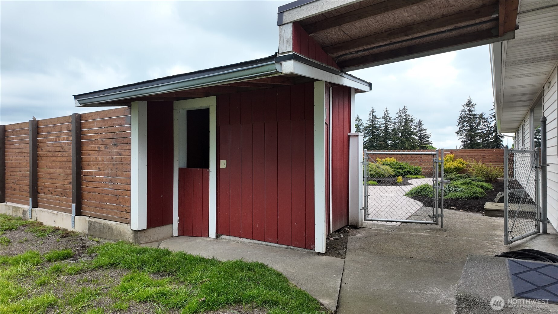 18579 Cook Road Bow, WA 98232 - Photo 26 of 40