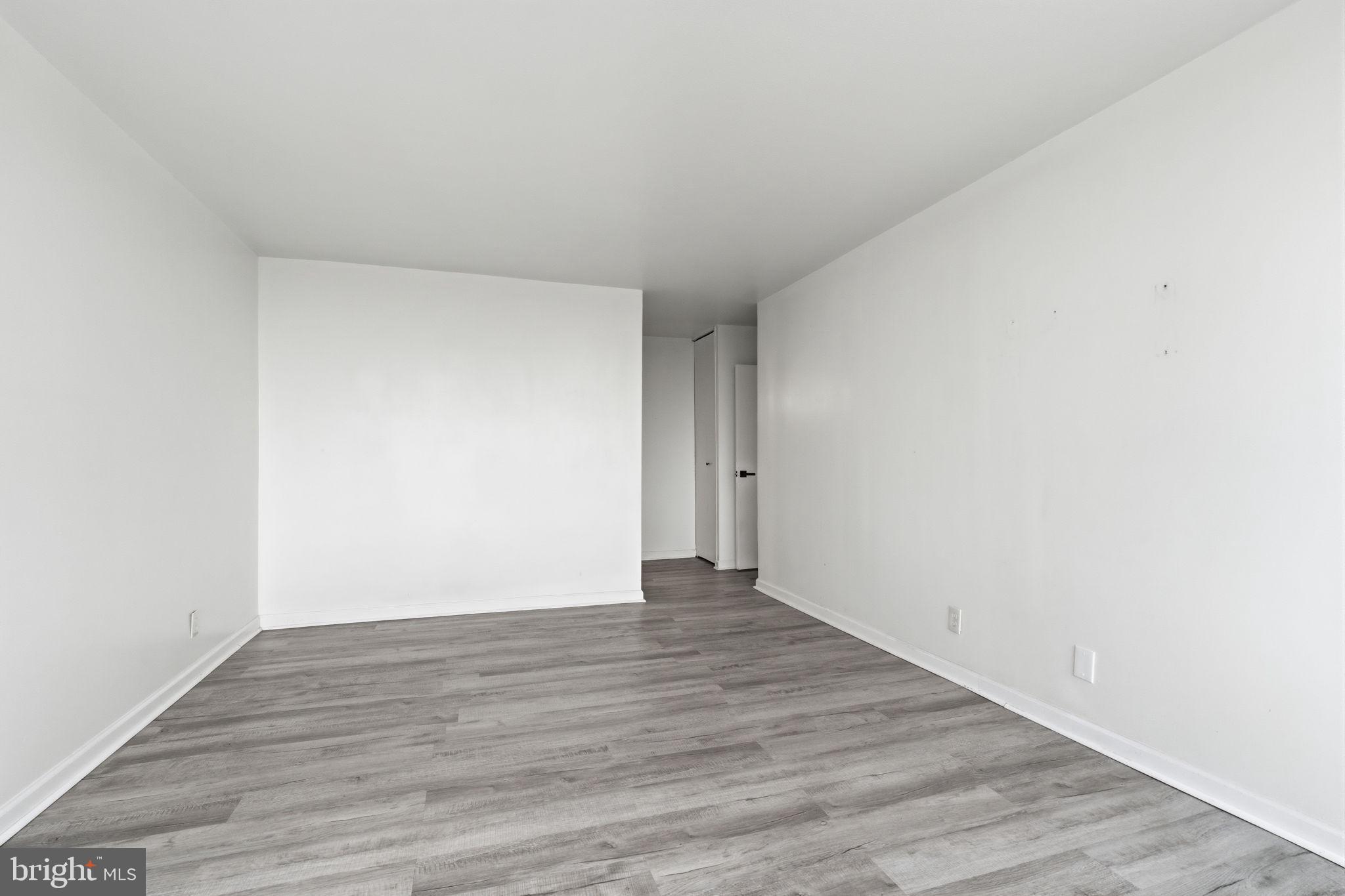 3900-00 West Ford Road, Unit 16P Philadelphia, PA 19131 - Photo 22 of 40