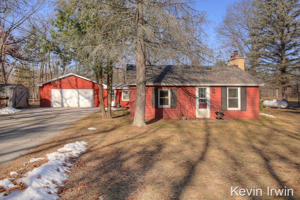 8979 North Maple Hill Road Morley, MI 49336 - Photo 1 of 1 front