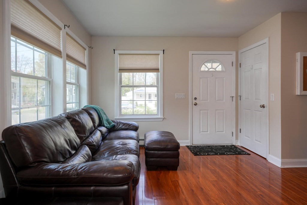 2 Harvest Road Wakefield, MA 01880 - Photo 8 of 33 Gallery Image 8