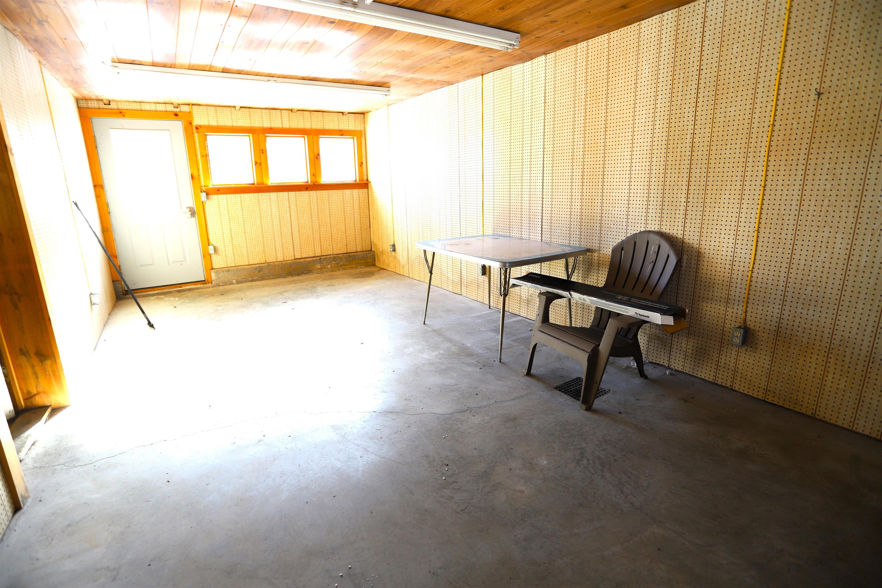 576 Darling Hill Road Derby, VT 05855 - Photo 21 of 33