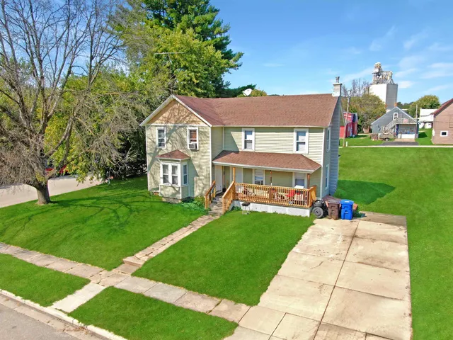 $174,999 | 910 Water Street, Wilton, WI 54670