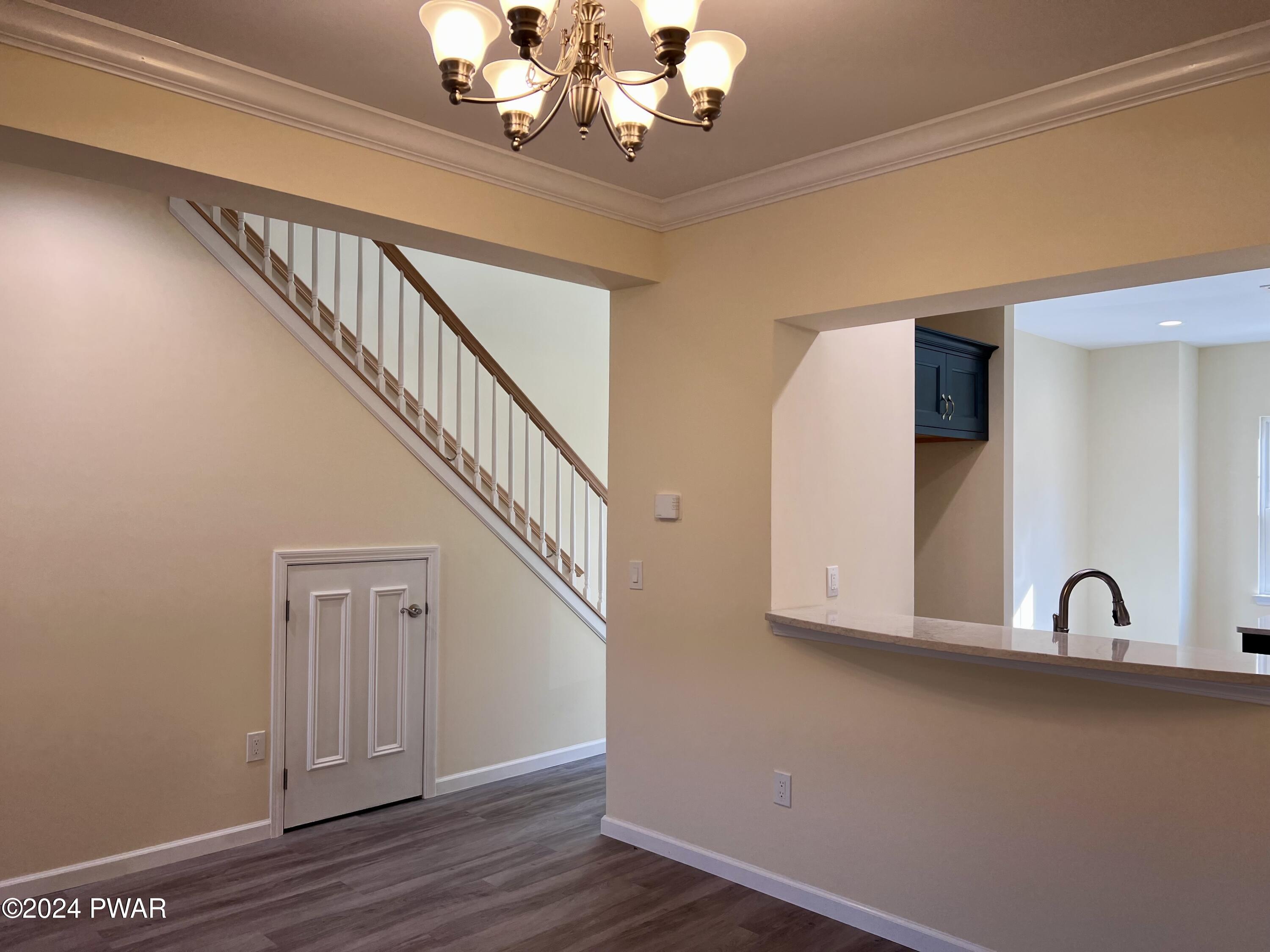 404 MacIntosh Way Matamoras, PA 18336 - Photo 8 of 37