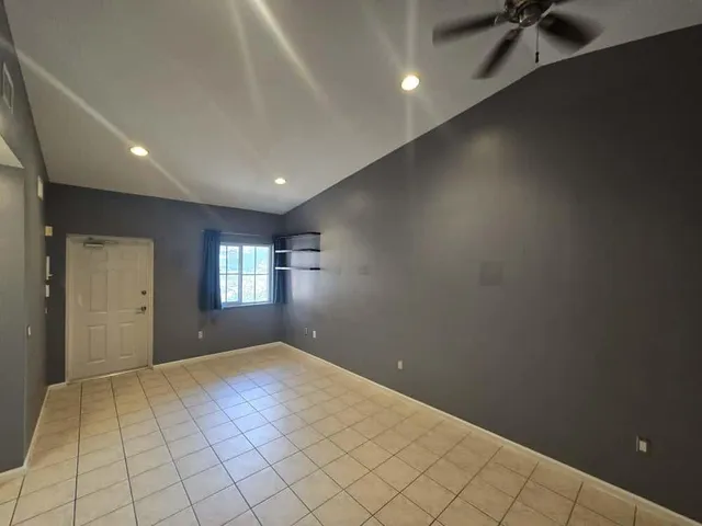 $2,000 | 3516 Briar Bay Boulevard, Unit 203, West Palm Beach, FL 33411