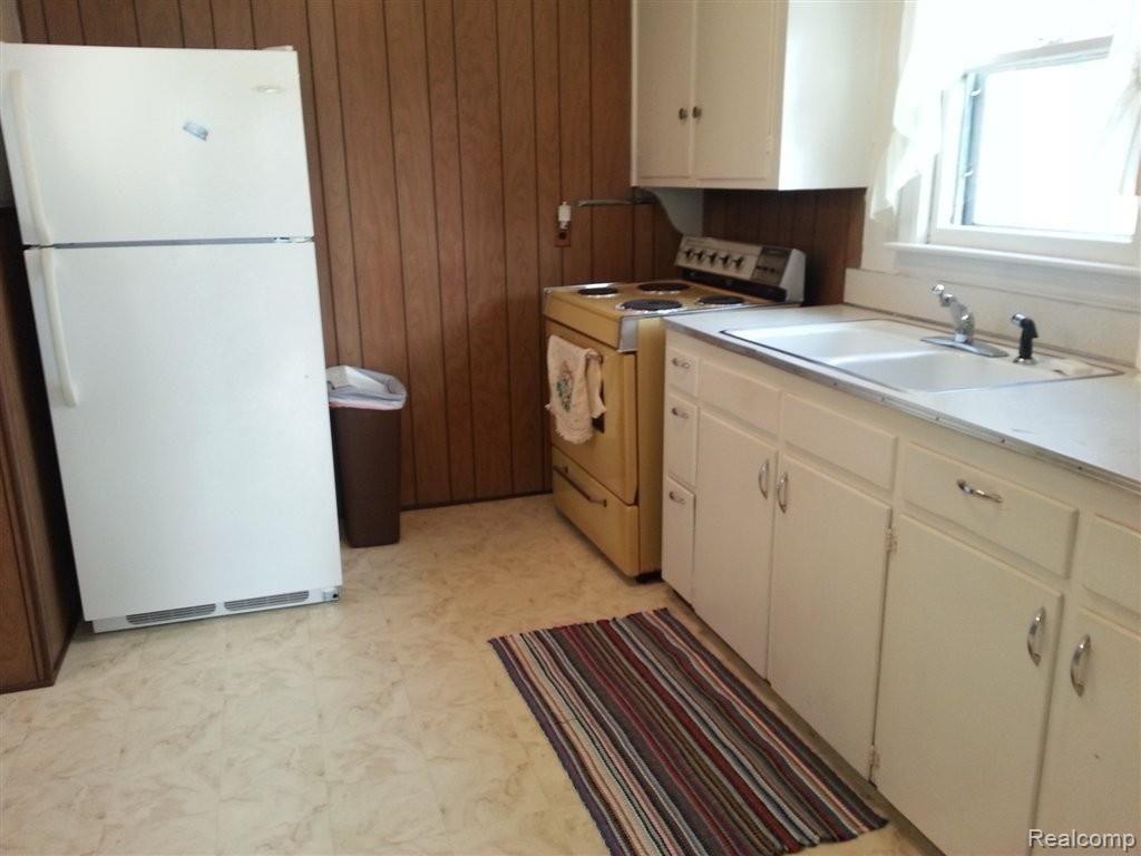 26845 Sibley Road Romulus, MI 48174 - Photo 12 of 22 KITCH - Copy.jpg