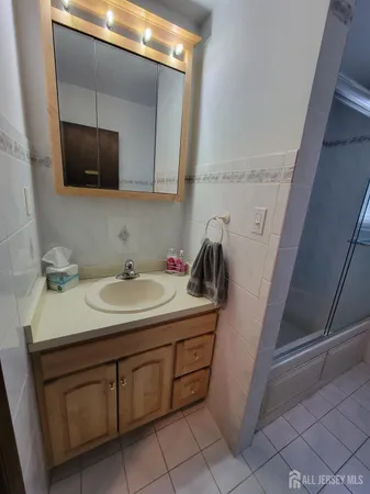 $689,900 | 14 Perry Avenue, Monroe Township, NJ 08831