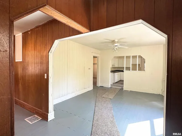 $49,900 | 313 Castleton Avenue, Mount Vernon, IL 62864