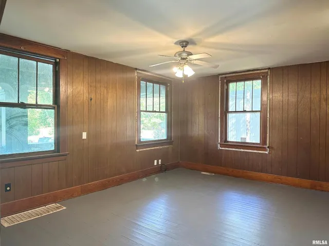 $49,900 | 313 Castleton Avenue, Mount Vernon, IL 62864