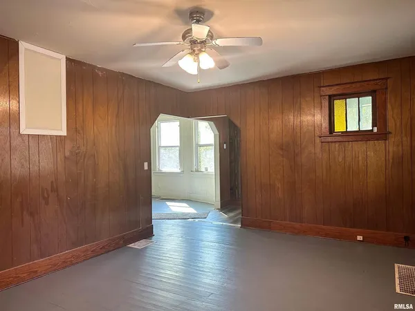 $49,900 | 313 Castleton Avenue, Mount Vernon, IL 62864
