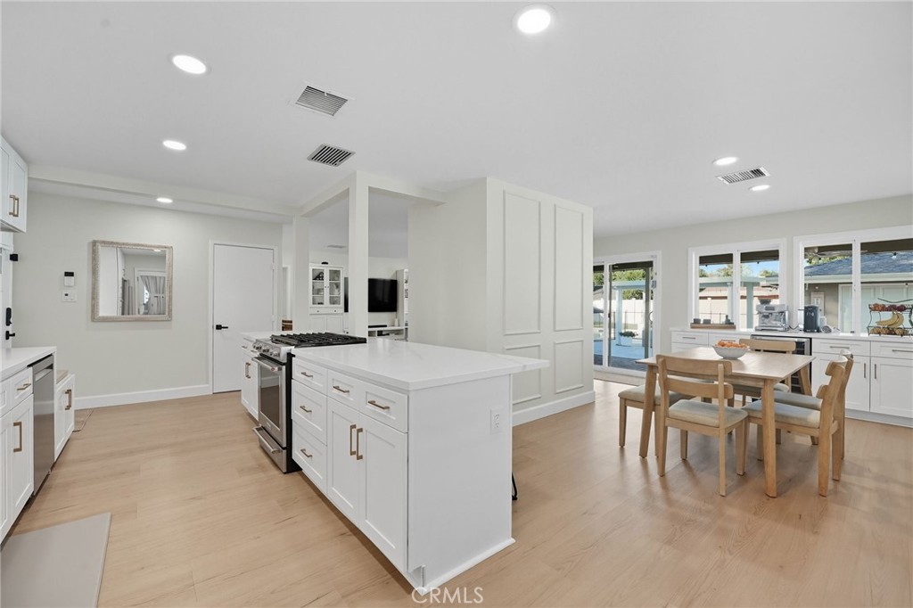 4241 Beechwood Place Riverside, CA 92506 - Photo 13 of 50