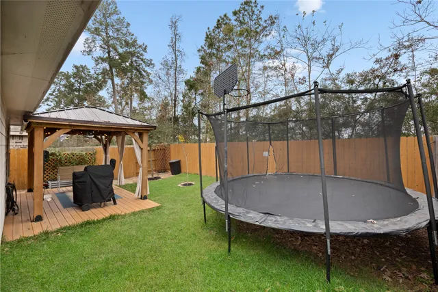 $282,500 | 10417 Pineland Drive, Willis, TX 77378