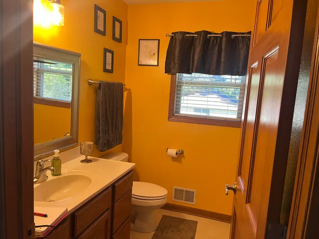 $559,000 | 1900 Hillside Road, Slinger, WI 53086