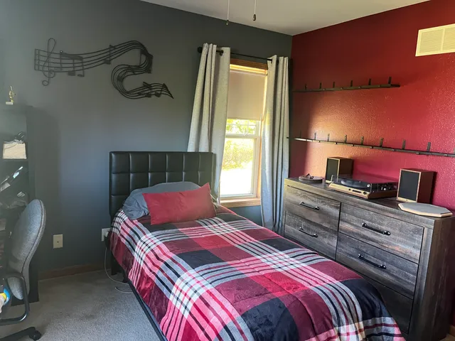 $559,000 | 1900 Hillside Road, Slinger, WI 53086