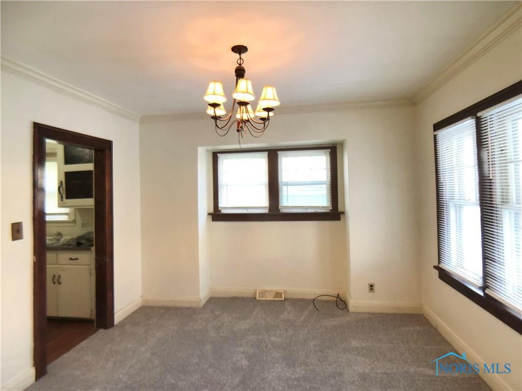 1747 Wyndhurst Road Toledo, OH 43607 - Photo 4 of 12 Gallery Image 4