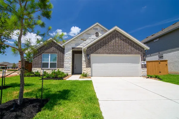 $300,000 | 1552 Dawn Hbr Drive, Katy, TX 77493