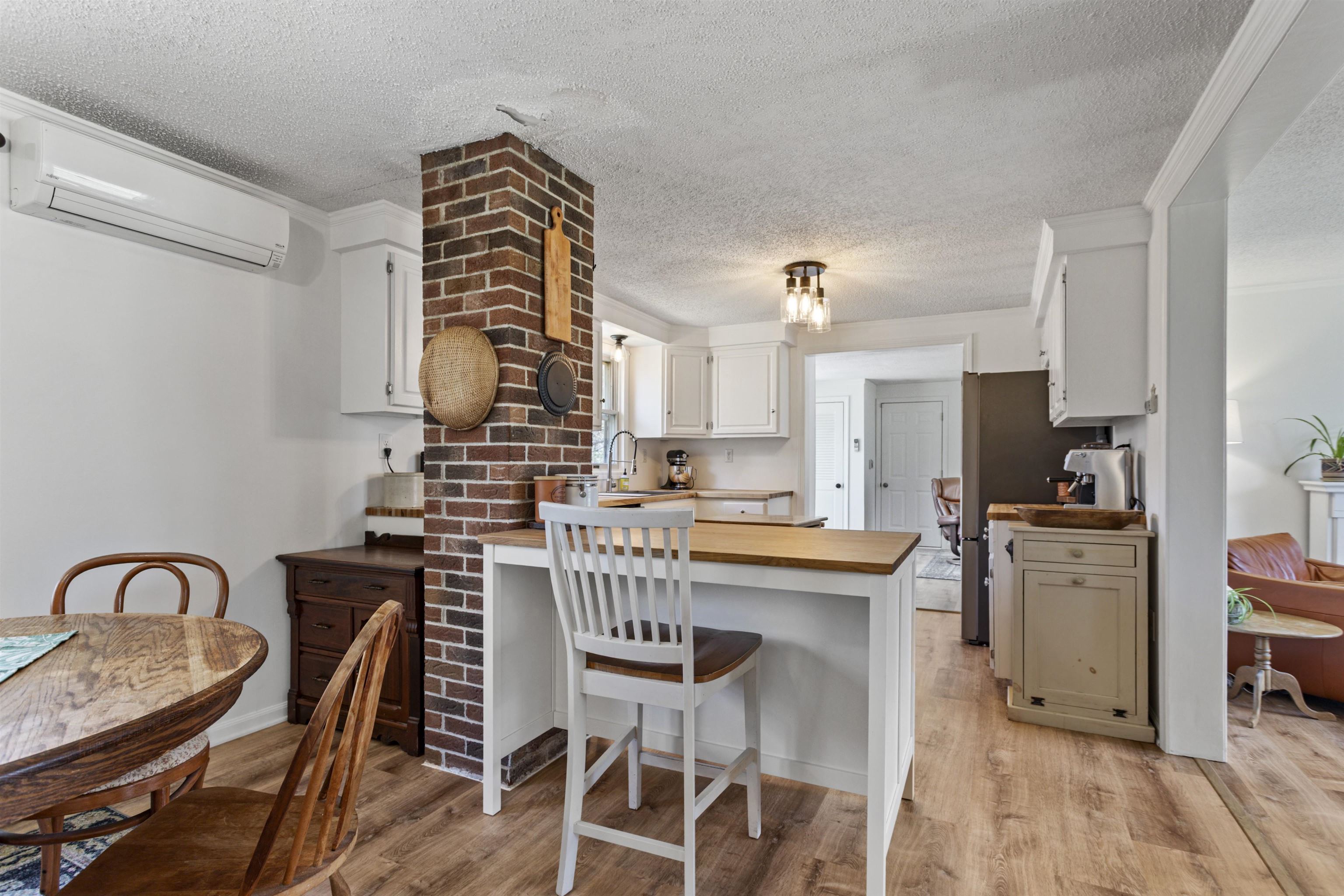 52 Sanborn Road East Kingston, NH 03827 - Photo 8 of 28