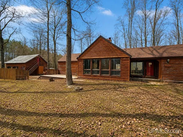 $214,950 | N17537 County Road 400, Powers, MI 49874