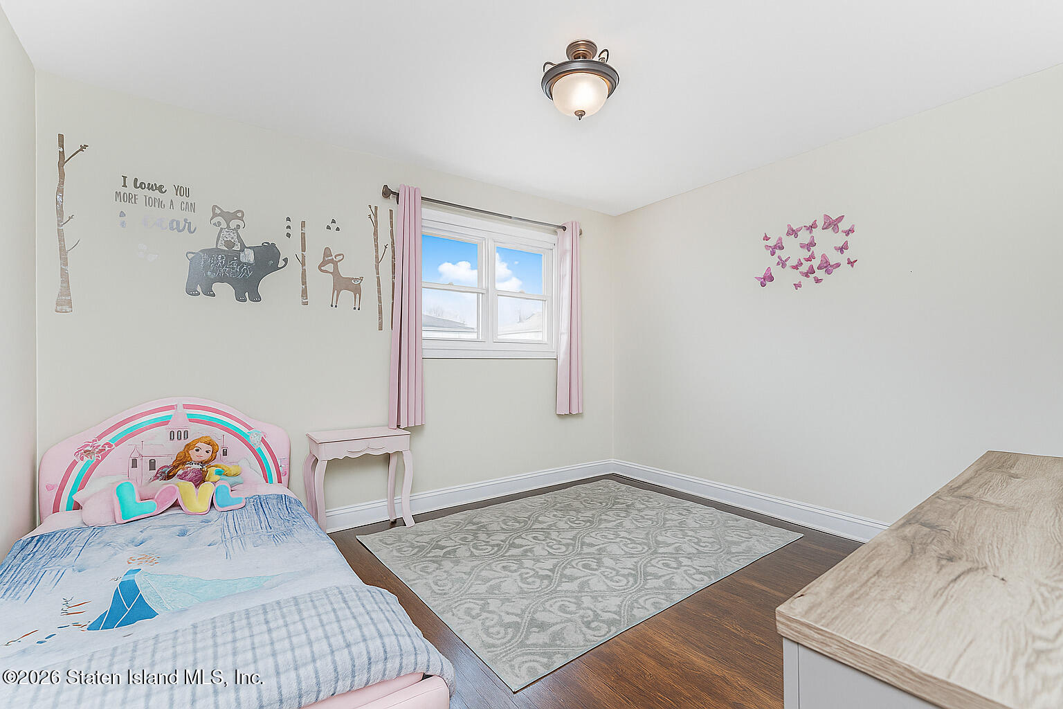 28 Drumgoole Road East Staten Island, NY 10312 - Photo 18 of 29 a view of utility room and bedroom