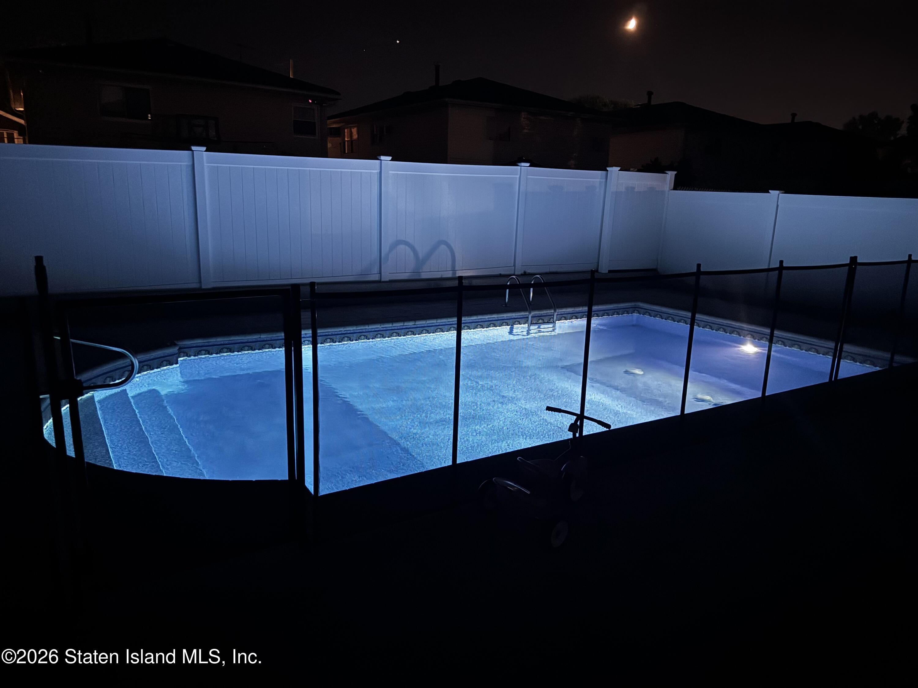 28 Drumgoole Road East Staten Island, NY 10312 - Photo 29 of 29 Image_20251118150716_20_2