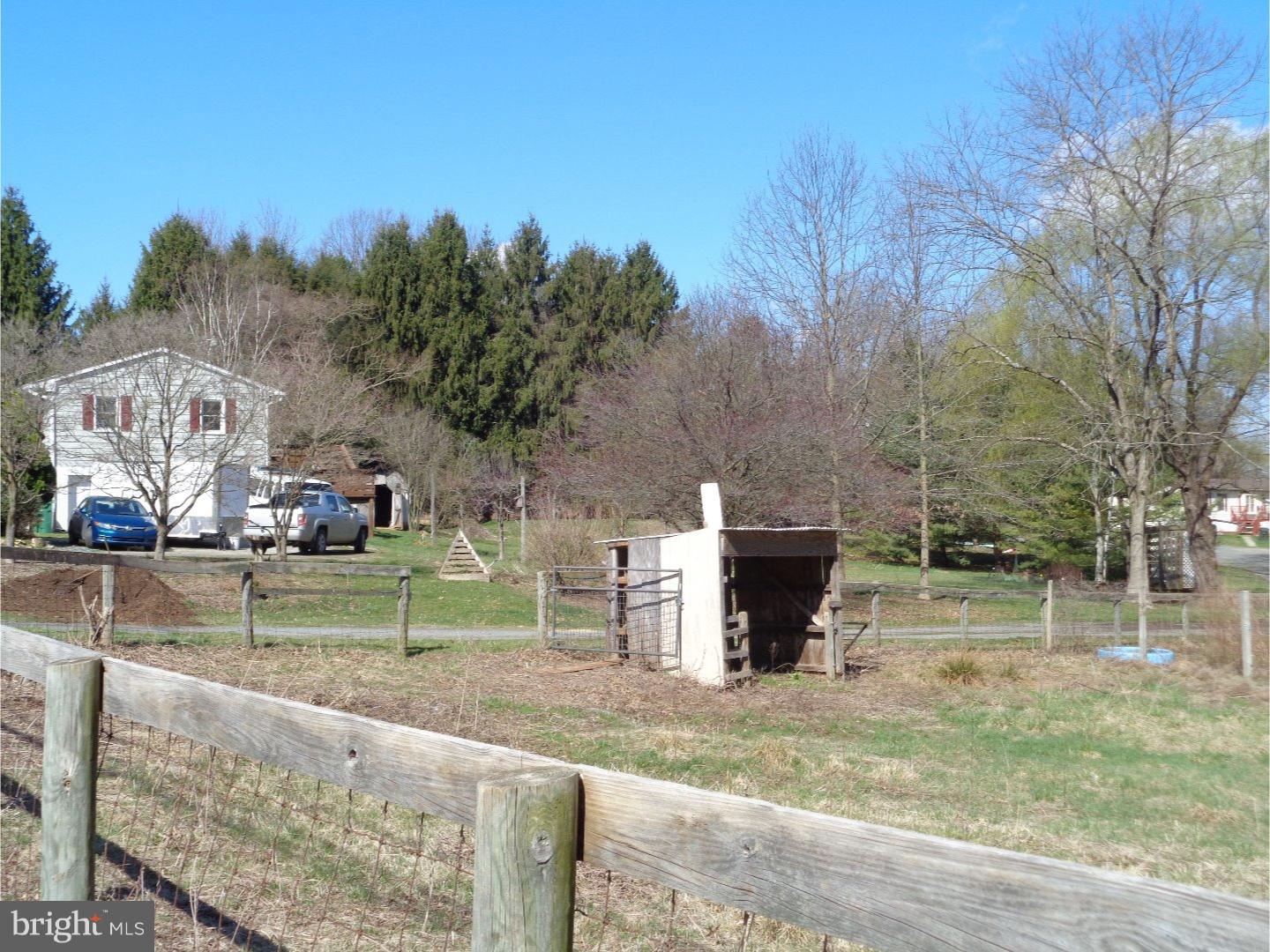 195 Mercer Mill Road Landenberg, PA 19350 - Photo 5 of 16 Side Yard
