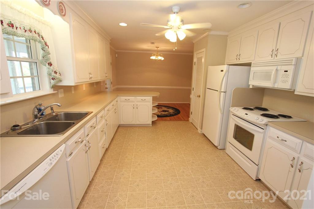 275 Allen Pond Road Wadesboro, NC 28170 - Photo 16 of 46 Gallery Image 16