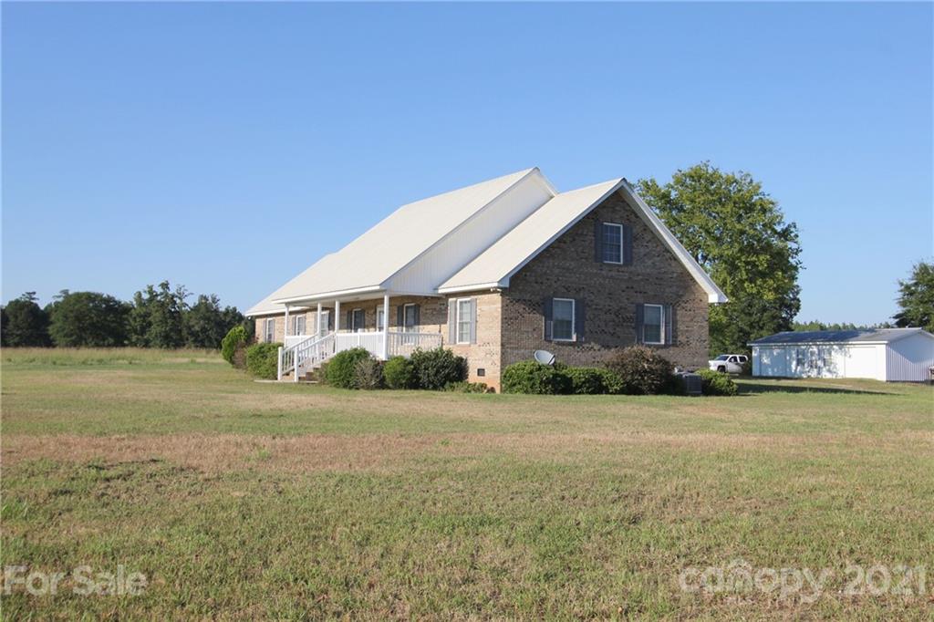 275 Allen Pond Road Wadesboro, NC 28170 - Photo 6 of 46 Gallery Image 6