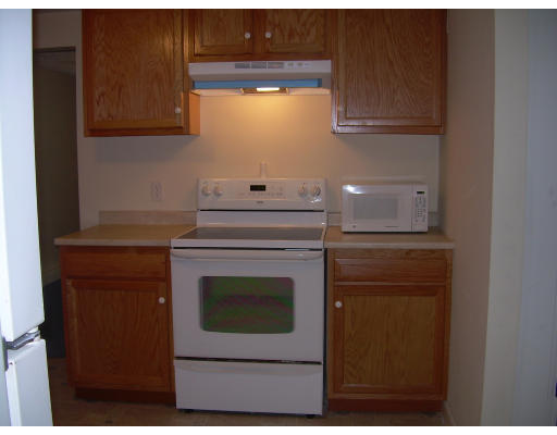 33 Waterman Road Auburn, MA 01501 - Photo 9 of 16 Gallery Image 9