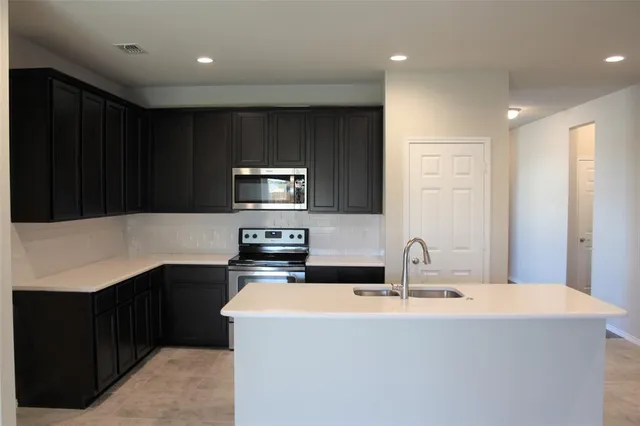 $2,740 | 5529 Las Lomas Lane, Denton, TX 76208