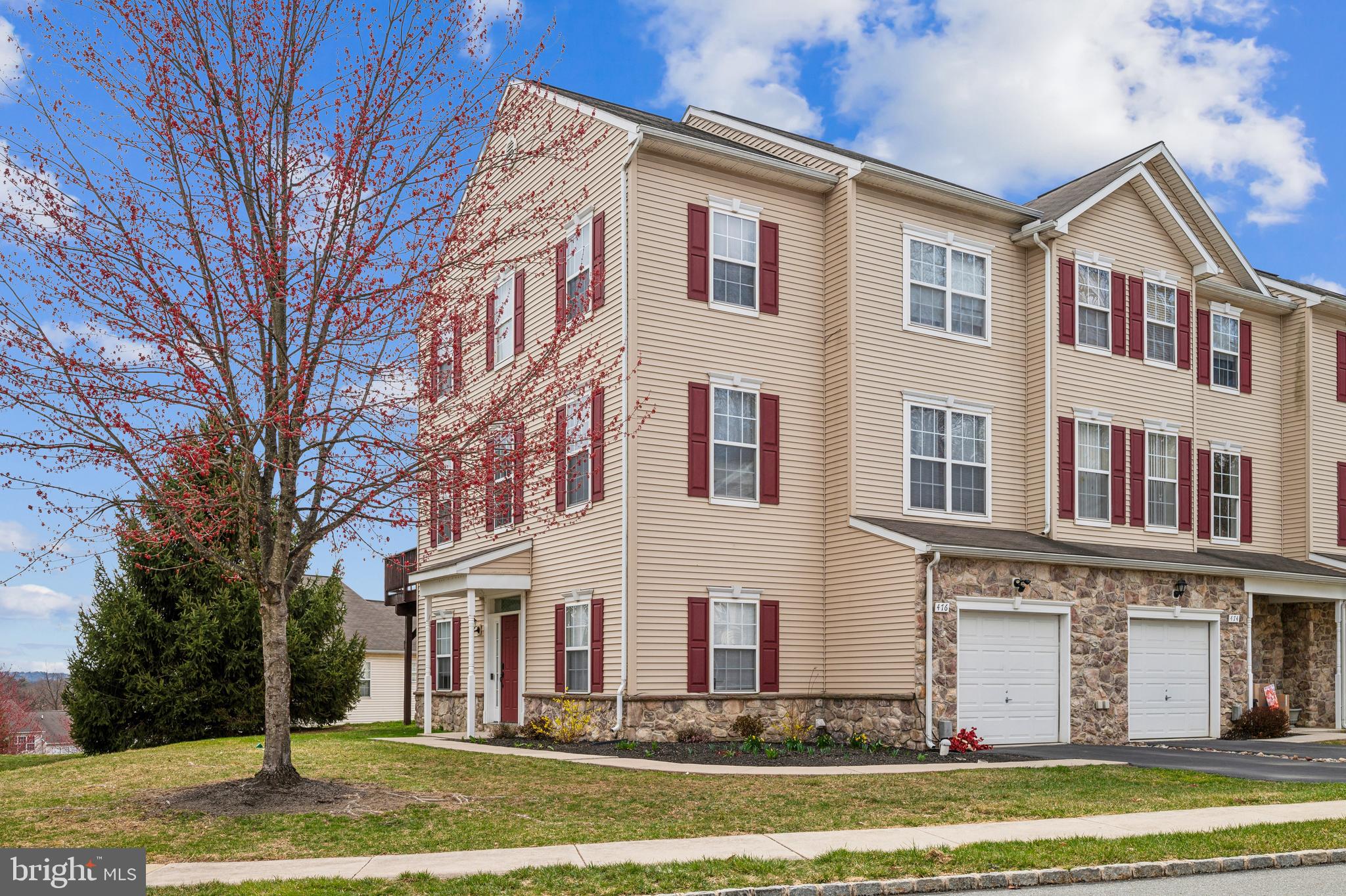 476 Marion Road, Unit 476 York, PA 17406 - Photo 1 of 16 Gallery Image 1