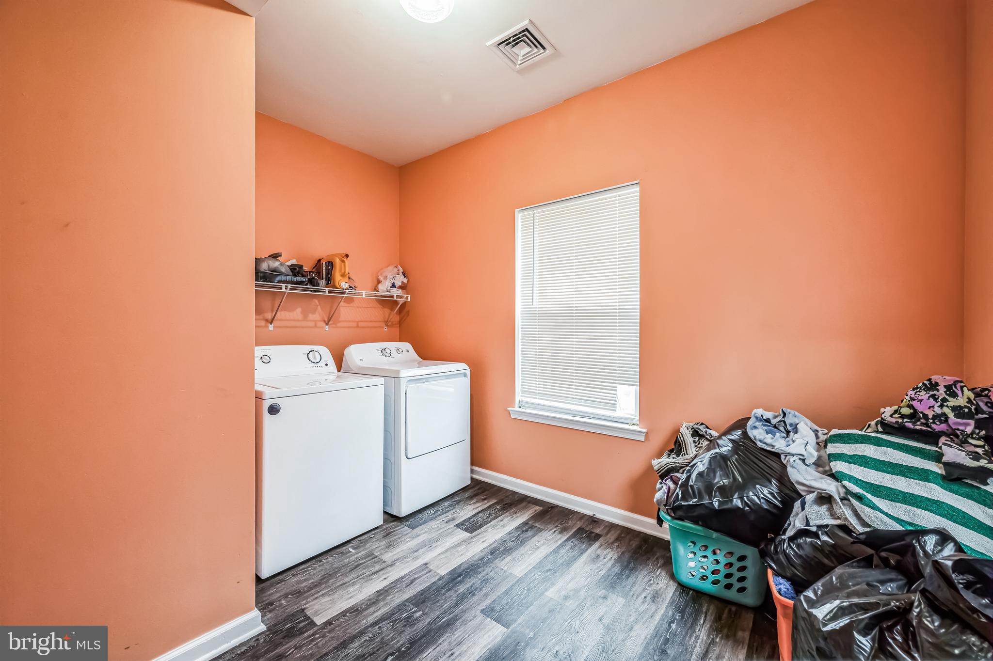 476 Marion Road, Unit 476 York, PA 17406 - Photo 8 of 16 Gallery Image 8