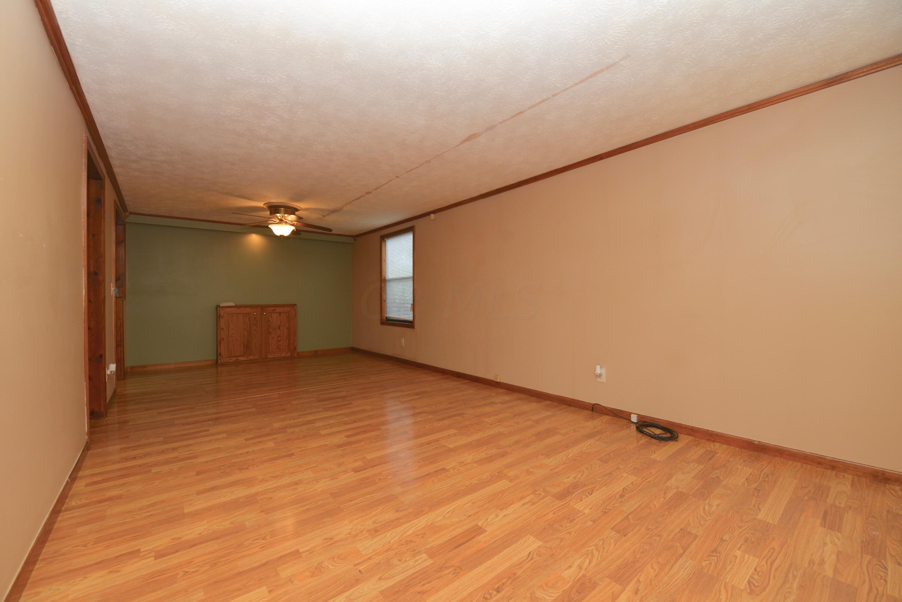 5842 Red Apple Ridge Road Columbus, OH 43232 - Photo 4 of 15 Gallery Image 4