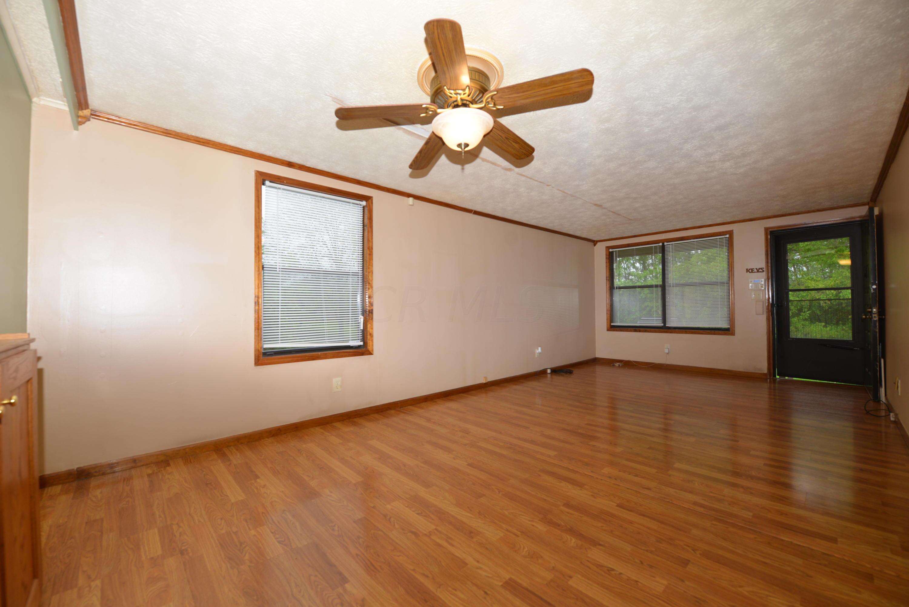 5842 Red Apple Ridge Road Columbus, OH 43232 - Photo 5 of 15 Gallery Image 5