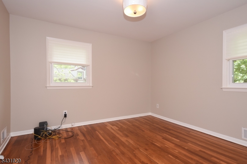 511 Scotland Road South Orange, NJ 07079 - Photo 16 of 36