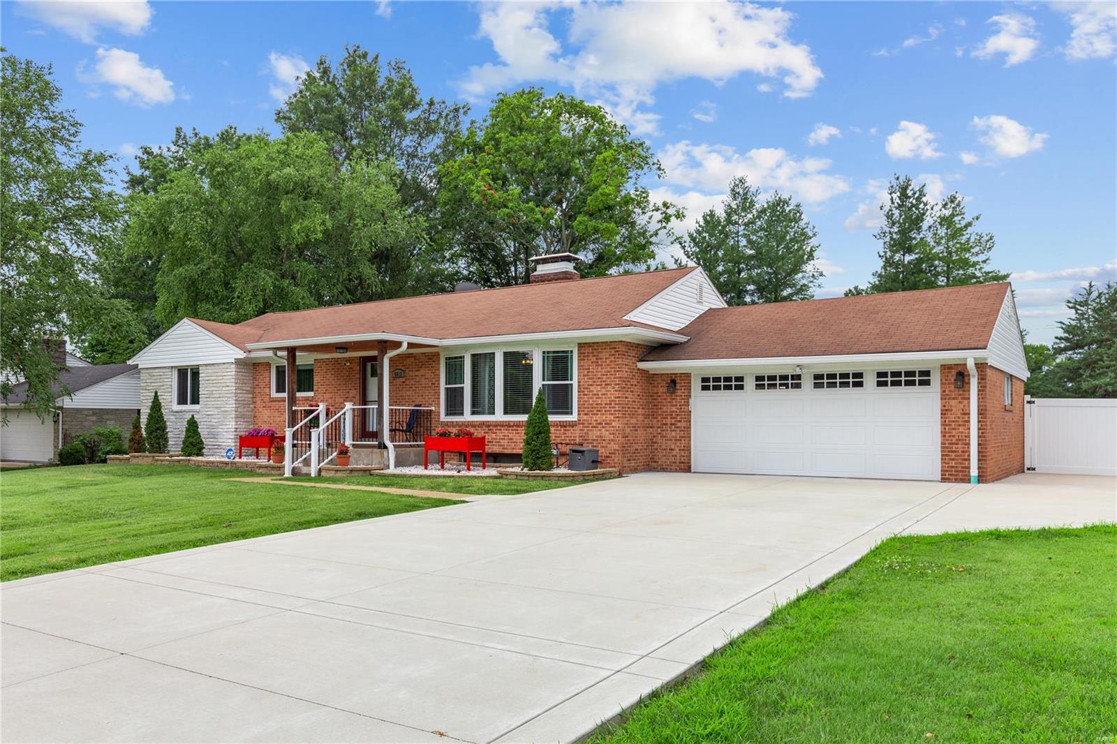 5012 East Concord Road St. Louis, MO 63128 - Photo 2 of 47 Gallery Image 2