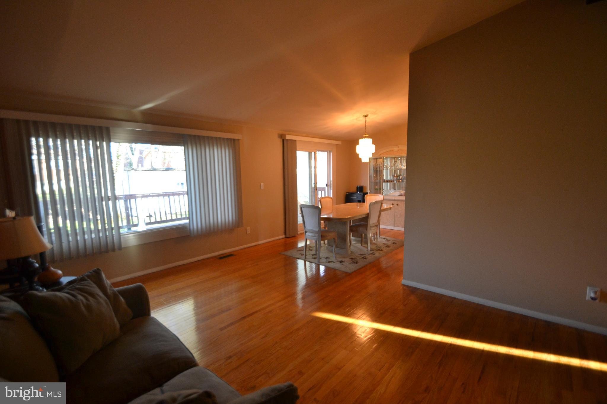3821 Janbrook Road Randallstown, MD 21133 - Photo 4 of 35 Living Room