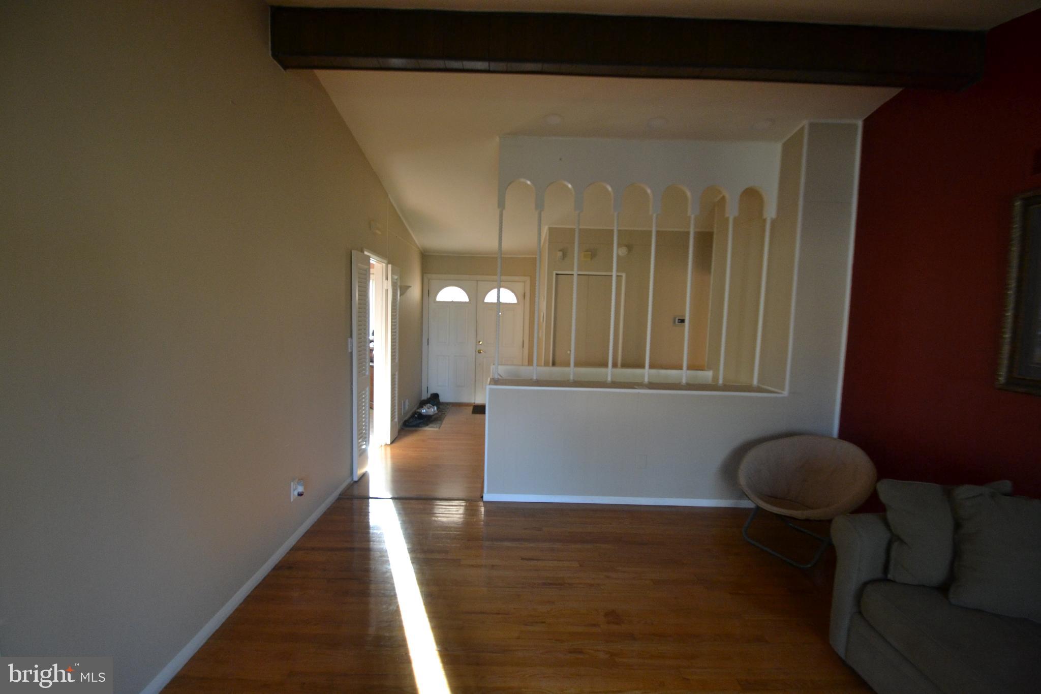 3821 Janbrook Road Randallstown, MD 21133 - Photo 9 of 35 Living Room
