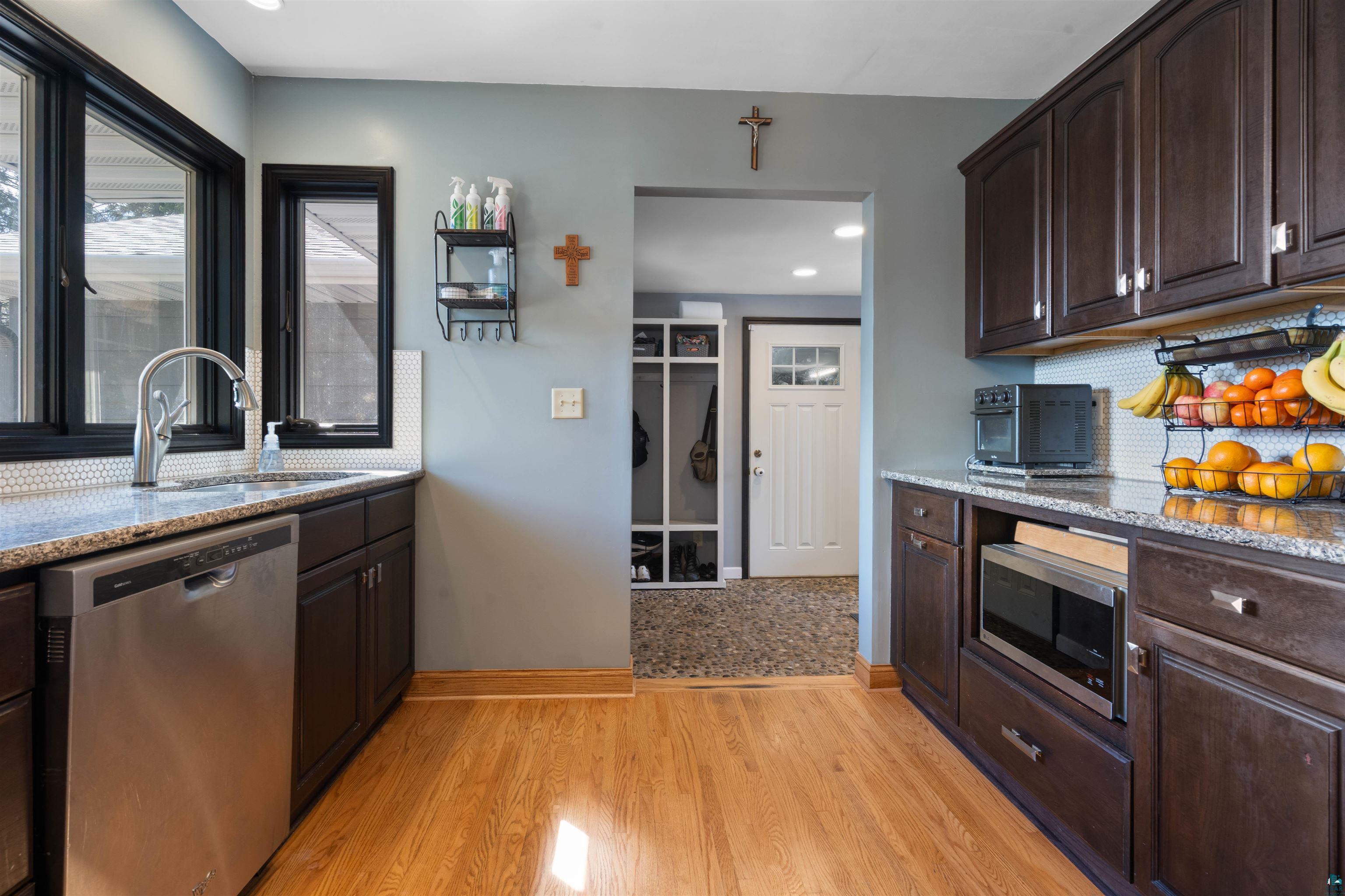 5555 St Louis River Road Hermantown, MN 55810 - Photo 5 of 35
