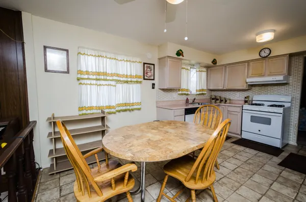 $344,800 | 2474 Carriage Court, Ypsilanti, MI 48197