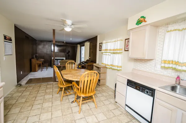 $344,800 | 2474 Carriage Court, Ypsilanti, MI 48197