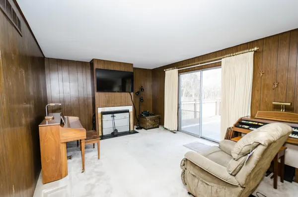 $344,800 | 2474 Carriage Court, Ypsilanti, MI 48197